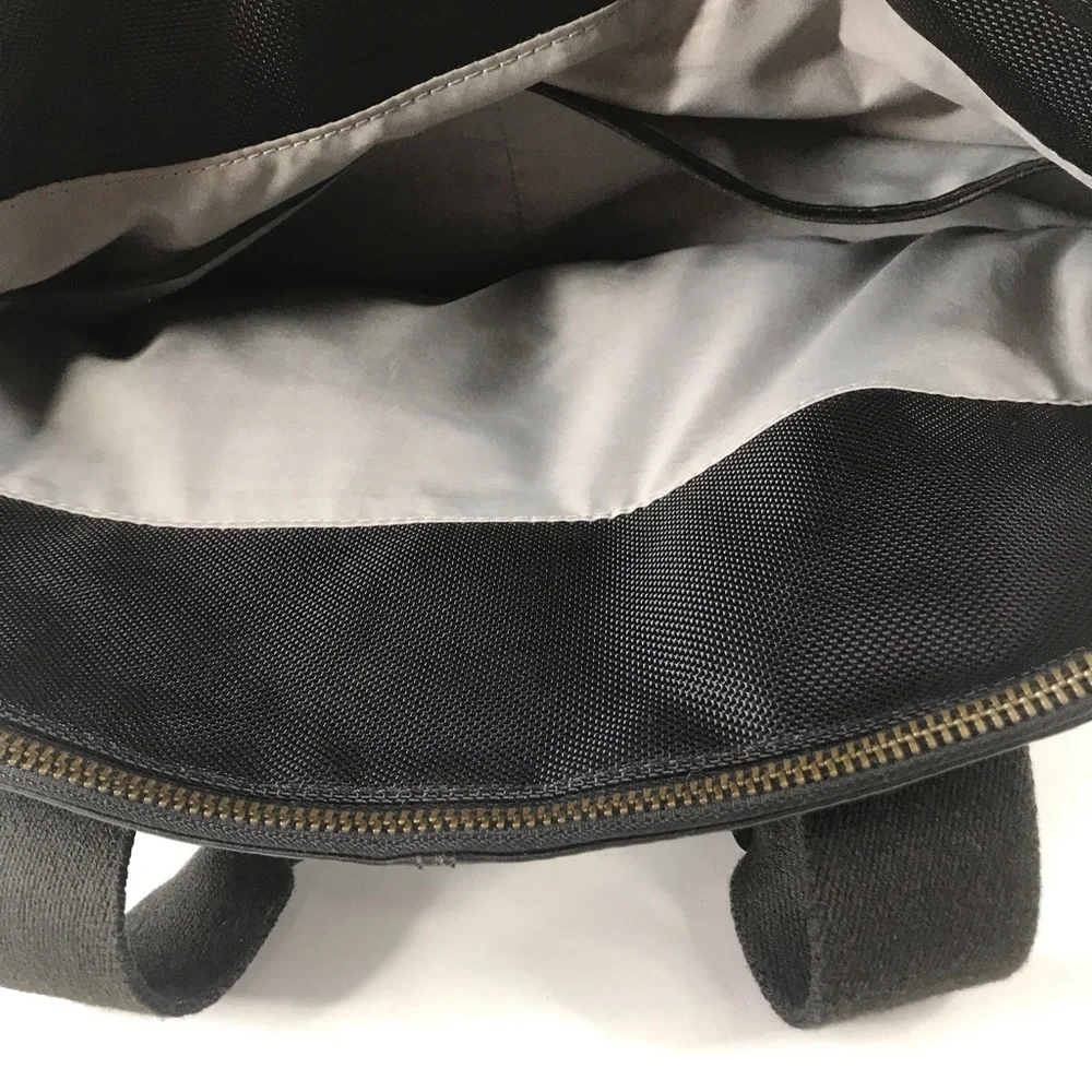 TUMI BLACK LEATHER NYLON BRIEF CASE LAPTOP COMPUTER MESSENGER CROSSBODY BAG